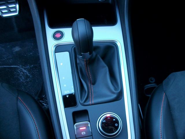 Seat ATECA FR BLACK EDITION 1.5 TSI DSG, CO2-Klasse: E, AHZV NAVI SHZ Bildbeschreibung: Seat ATECA FR BLACK EDITION 1.5 TSI DSG, CO2-Klasse: E, AHZV NAVI SHZ
