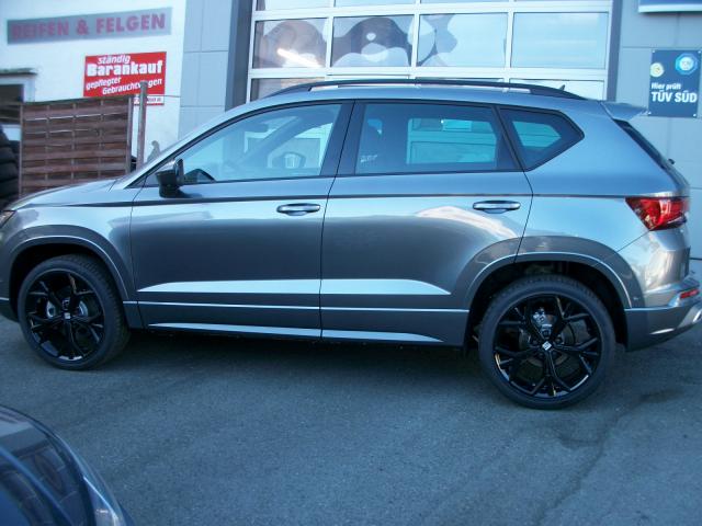 Seat ATECA FR BLACK EDITION 1.5 TSI DSG, CO2-Klasse: E, AHZV NAVI SHZ Bildbeschreibung: Seat ATECA FR BLACK EDITION 1.5 TSI DSG, CO2-Klasse: E, AHZV NAVI SHZ