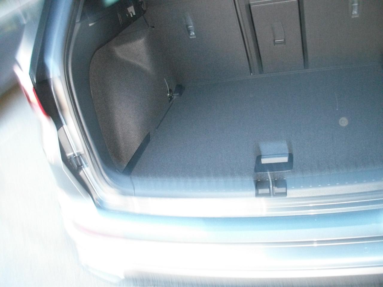 Seat ATECA FR BLACK EDITION 1.5 TSI DSG, CO2-Klasse: E, AHZV NAVI SHZ Bildbeschreibung: Seat ATECA FR BLACK EDITION 1.5 TSI DSG, CO2-Klasse: E, AHZV NAVI SHZ