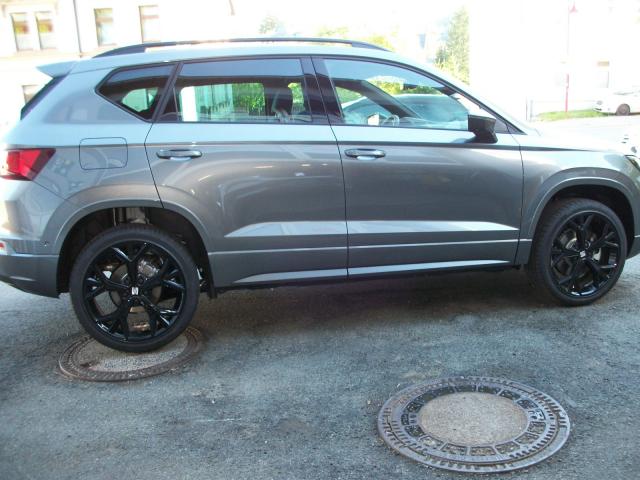 Seat ATECA FR BLACK EDITION 1.5 TSI DSG, CO2-Klasse: E, AHZV NAVI SHZ Bildbeschreibung: Seat ATECA FR BLACK EDITION 1.5 TSI DSG, CO2-Klasse: E, AHZV NAVI SHZ