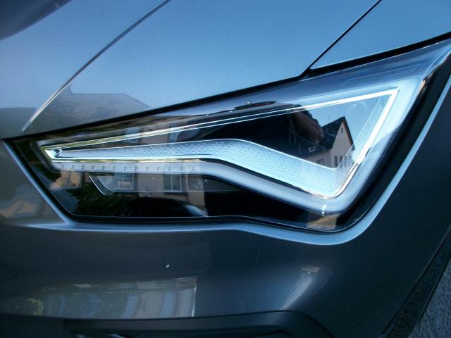 Seat ATECA FR BLACK EDITION 1.5 TSI DSG, CO2-Klasse: E, AHZV NAVI SHZ Bildbeschreibung: Seat ATECA FR BLACK EDITION 1.5 TSI DSG, CO2-Klasse: E, AHZV NAVI SHZ