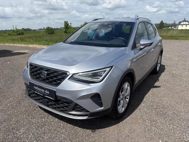 Seat ARONA FR 1.0 TSI NAVI EINPARKH. DAB+ FREISPR. Bildbeschreibung: Seat ARONA FR 1.0 TSI NAVI EINPARKH. DAB+ FREISPR.