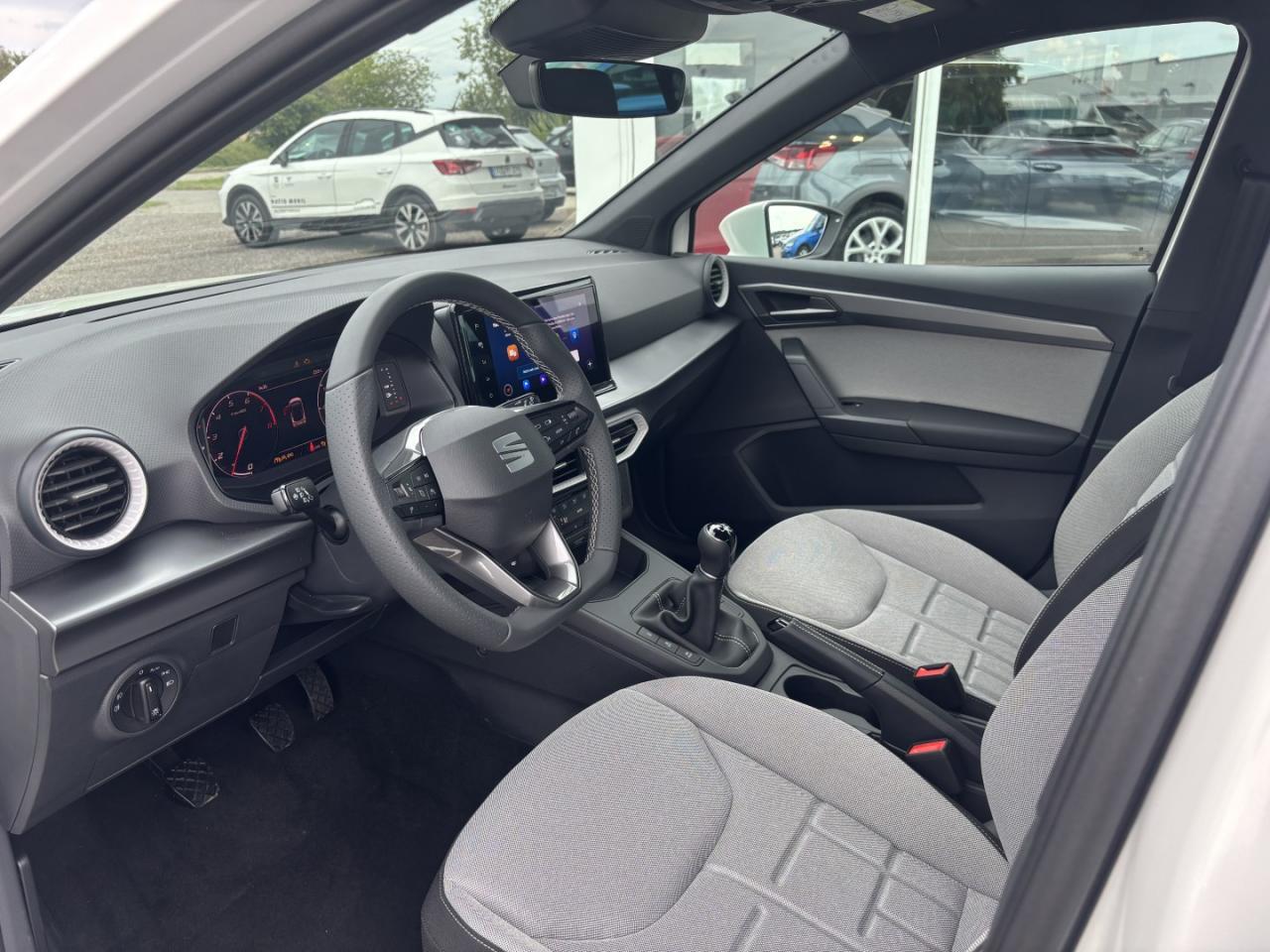 Seat ARONA FR 1.0 TSI, CO2-Klasse: D, NAVI SITZHEIZ. AHZV-VORBER. Bildbeschreibung: Seat ARONA FR 1.0 TSI, CO2-Klasse: D, NAVI SITZHEIZ. AHZV-VORBER.
