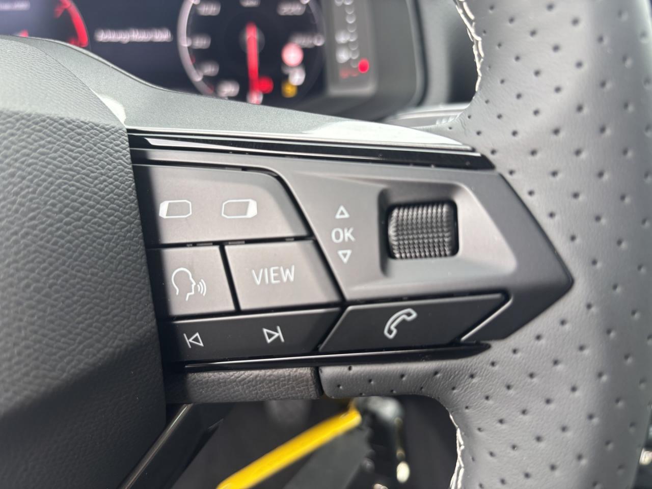 Seat ARONA FR 1.0 TSI, CO2-Klasse: D, NAVI SITZHEIZ. AHZV-VORBER. Bildbeschreibung: Seat ARONA FR 1.0 TSI, CO2-Klasse: D, NAVI SITZHEIZ. AHZV-VORBER.