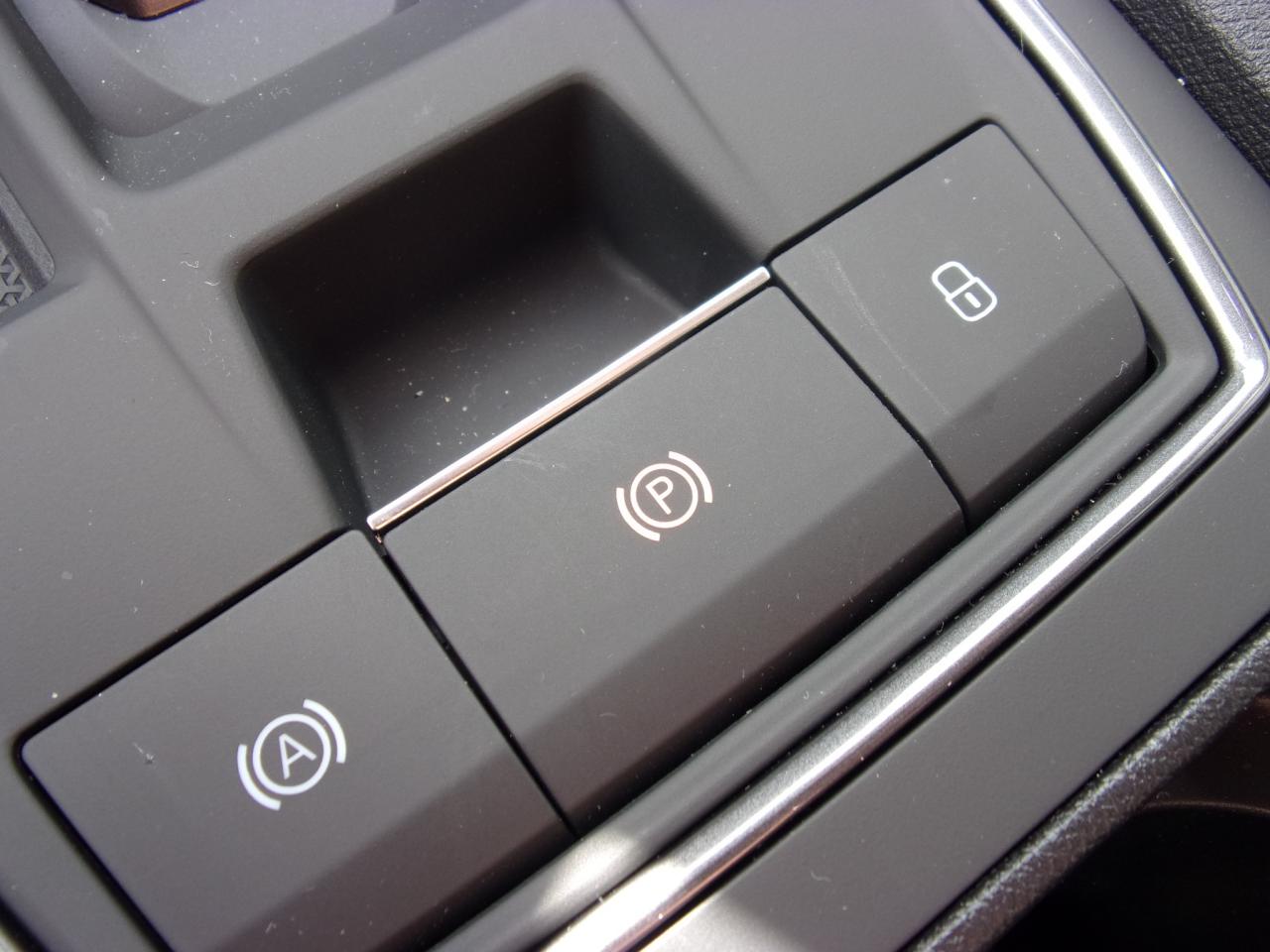 Cupra LEON SPORTSTOURER 2.0 TSI DSG NAVI SITZHEIZ. EPH Bildbeschreibung: Cupra LEON SPORTSTOURER 2.0 TSI DSG NAVI SITZHEIZ. EPH