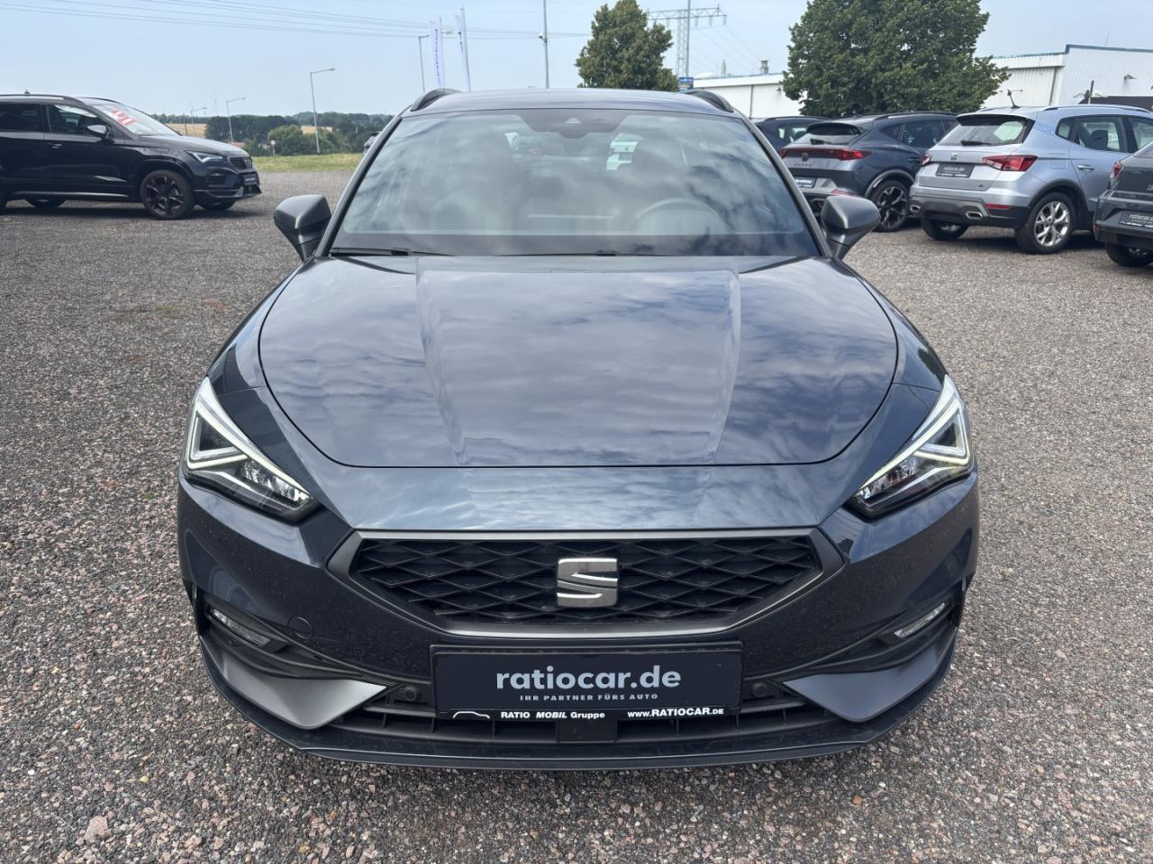 Seat LEON SPORTSTOURER FR 1.5 TSI DSG NAVI EINPARKH. Bildbeschreibung: Seat LEON SPORTSTOURER FR 1.5 TSI DSG NAVI EINPARKH.