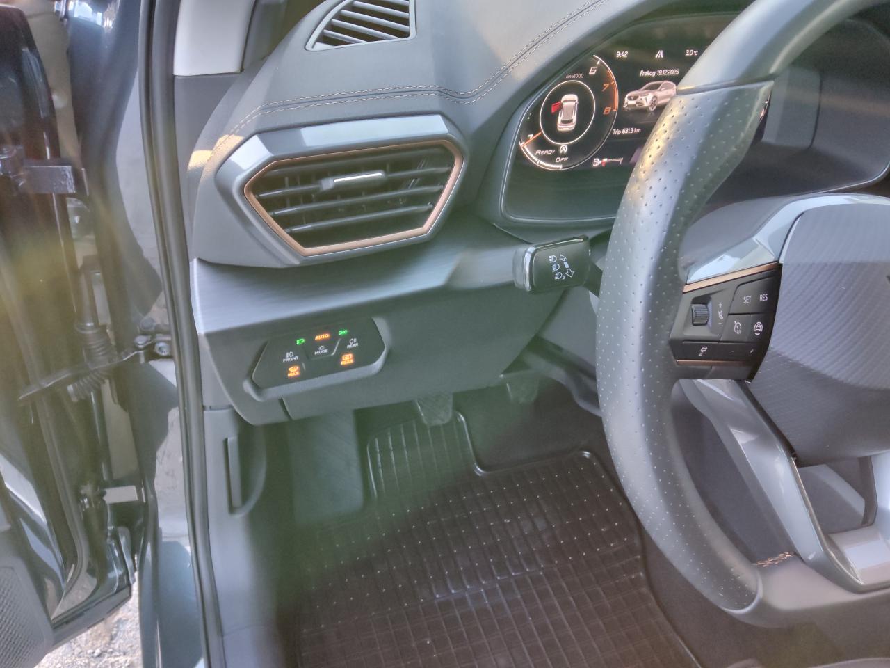 Cupra FORMENTOR 1.5 TSI NAVI ADAPT. FAHRWERK SHZ Bildbeschreibung: Cupra FORMENTOR 1.5 TSI NAVI ADAPT. FAHRWERK SHZ