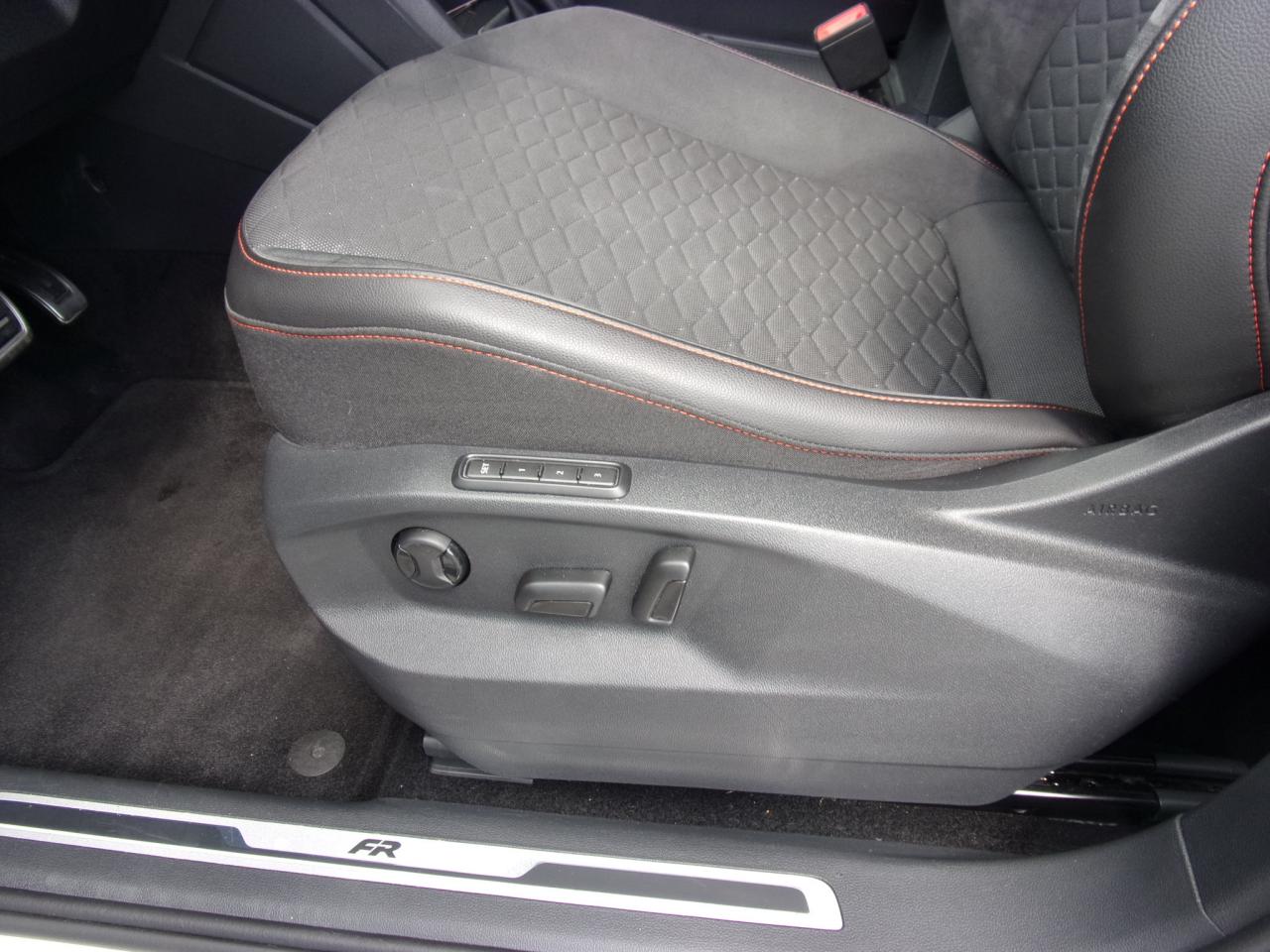 Seat TARRACO FR 2.0 TDI DSG AHZV NAVI STANDHEIZ. SHZ Bildbeschreibung: Seat TARRACO FR 2.0 TDI DSG AHZV NAVI STANDHEIZ. SHZ