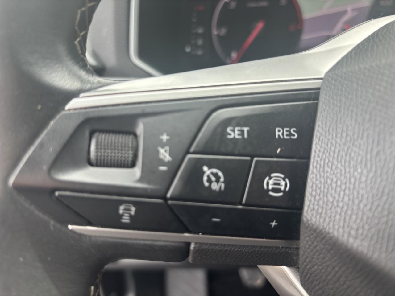 Seat TARRACO XCELLENCE 2.0 TDI AHZV NAVI SITZH. V+HI Bildbeschreibung: Seat TARRACO XCELLENCE 2.0 TDI AHZV NAVI SITZH. V+HI