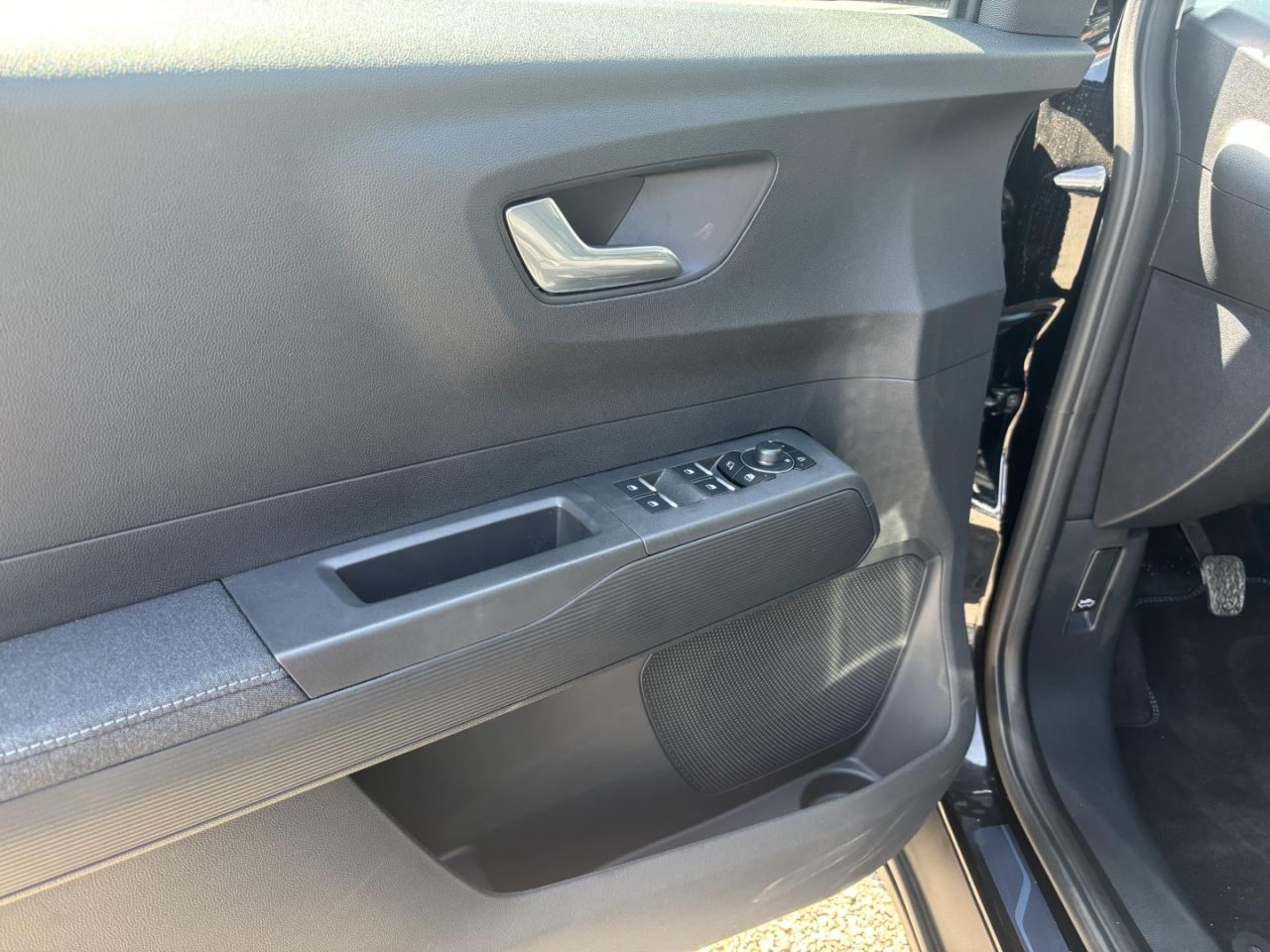 Ford TOURNEO 1.0 , CO2-Klasse: B, NAVI Bildbeschreibung: Ford TOURNEO 1.0 , CO2-Klasse: B, NAVI