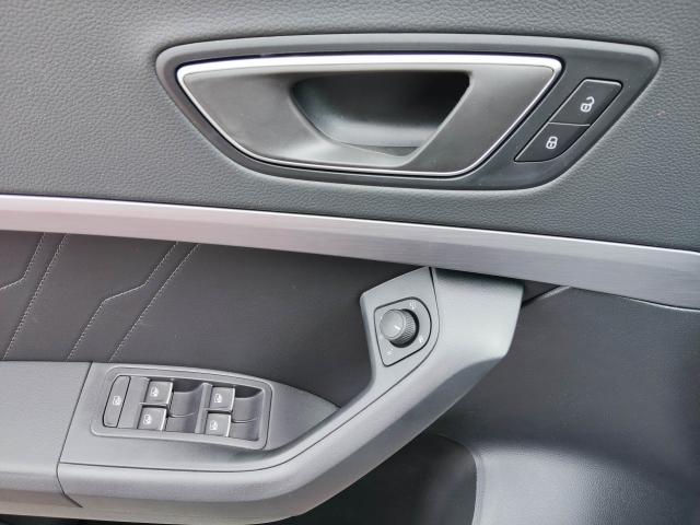 Seat ATECA FR BLACK EDITION 1.5 TSI DSG, CO2-Klasse: E, NAVI KAMERA Bildbeschreibung: Seat ATECA FR BLACK EDITION 1.5 TSI DSG, CO2-Klasse: E, NAVI KAMERA