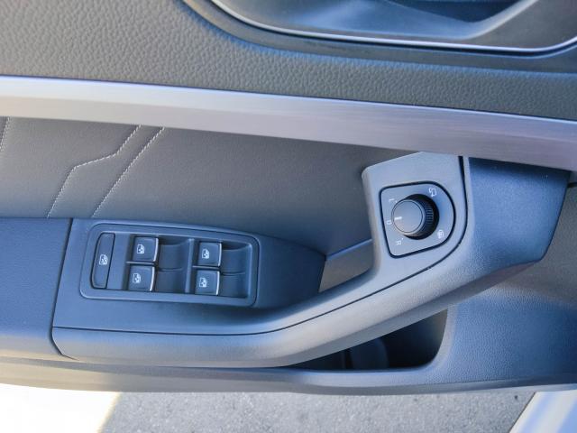Seat ATECA FR BLACK EDITION 1.5 TSI DSG, CO2-Klasse: E, AHK NAVI SHZ Bildbeschreibung: Seat ATECA FR BLACK EDITION 1.5 TSI DSG, CO2-Klasse: E, AHK NAVI SHZ