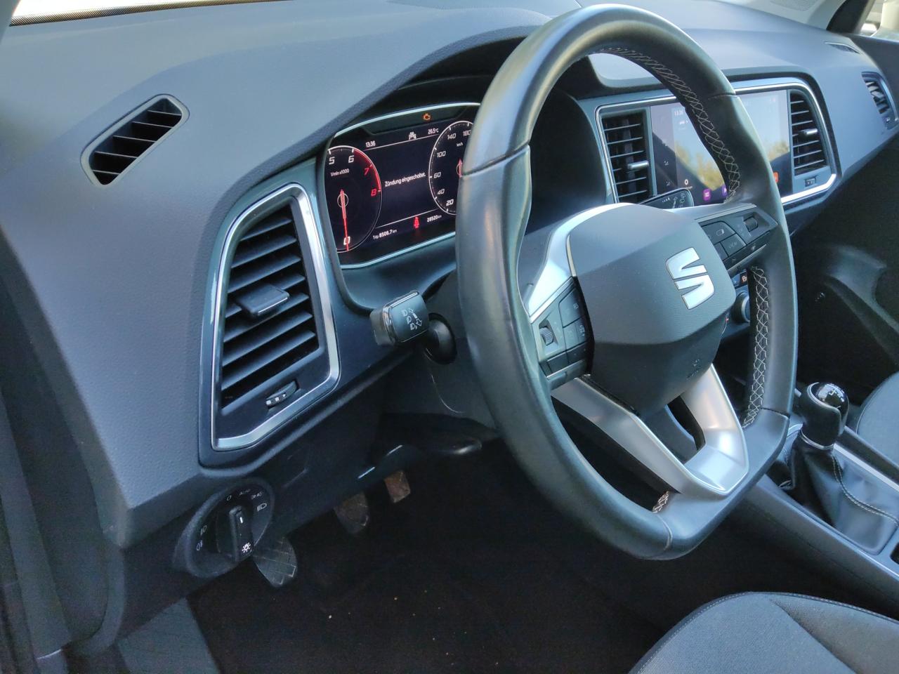 Seat ATECA STYLE 1.5 TSI NAVI SITZH. BEHEIZB. LENKRAD Bildbeschreibung: Seat ATECA STYLE 1.5 TSI NAVI SITZH. BEHEIZB. LENKRAD