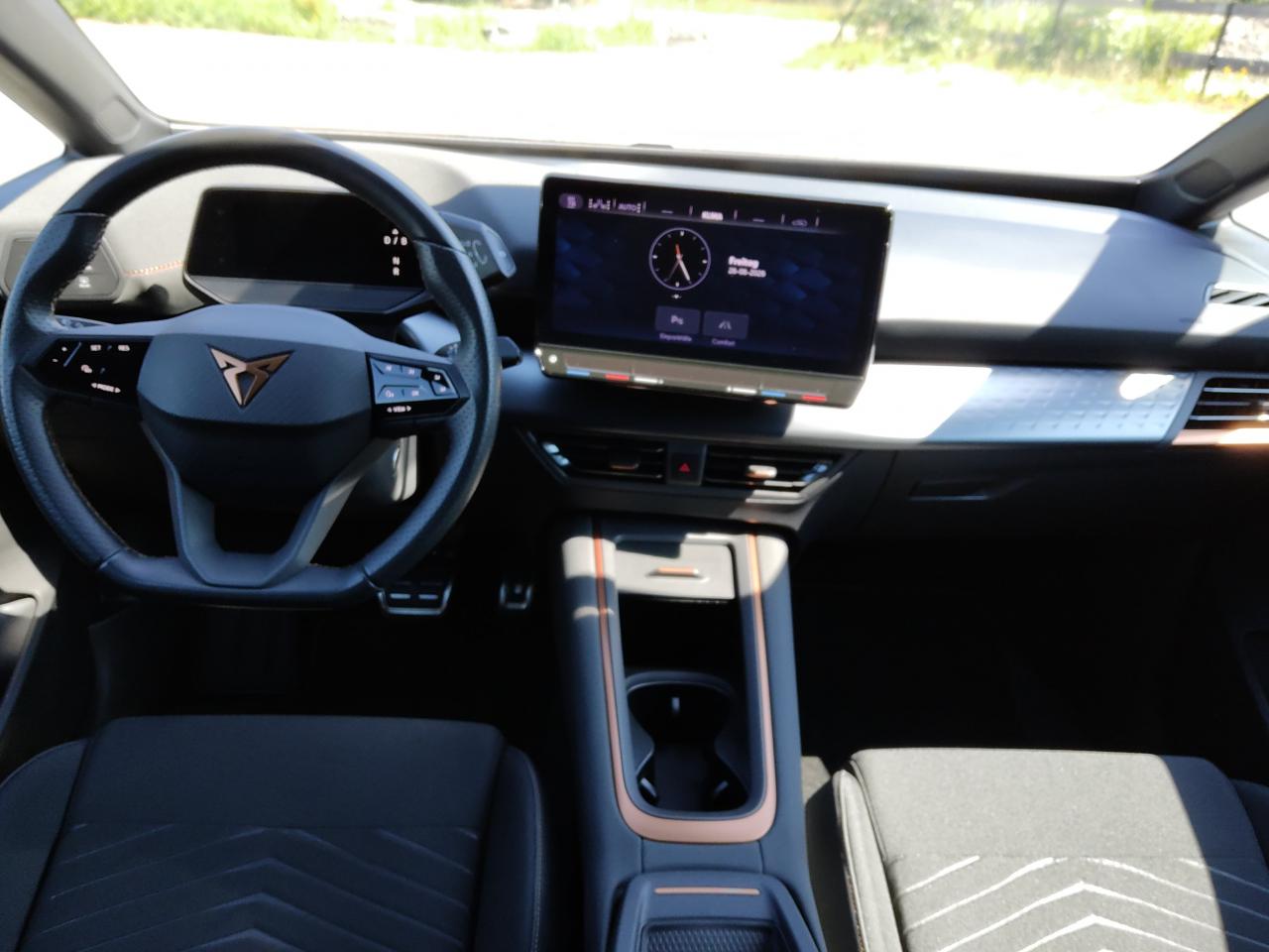 Cupra BORN 150 KW 58 KWH NAVI SITZHEIZ. EINPARKH. DAB+ Bildbeschreibung: Cupra BORN 150 KW 58 KWH NAVI SITZHEIZ. EINPARKH. DAB+