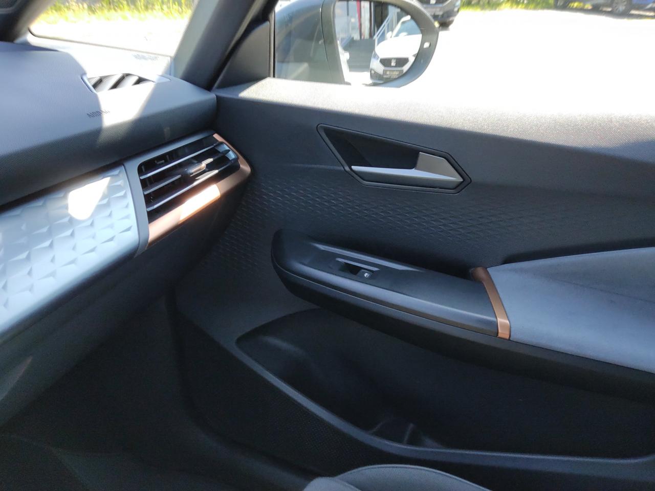 Cupra BORN 150 KW 58 KWH NAVI SITZHEIZ. EINPARKH. DAB+ Bildbeschreibung: Cupra BORN 150 KW 58 KWH NAVI SITZHEIZ. EINPARKH. DAB+