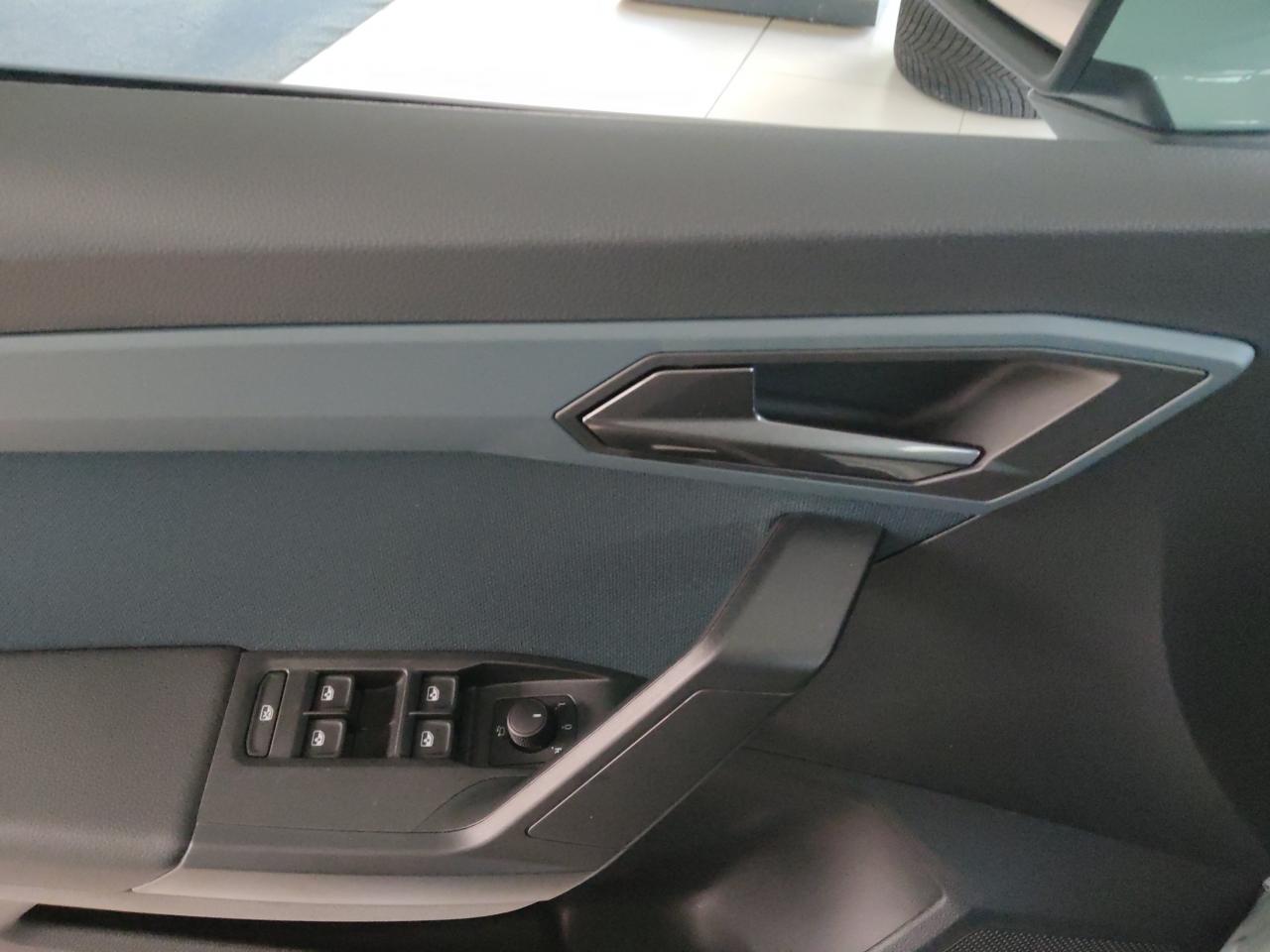 Seat IBIZA STYLE 1.0 TSI, CO2-Klasse: D, NAVI SITZHEIZ. EINPARKH. DAB Bildbeschreibung: Seat IBIZA STYLE 1.0 TSI, CO2-Klasse: D, NAVI SITZHEIZ. EINPARKH. DAB