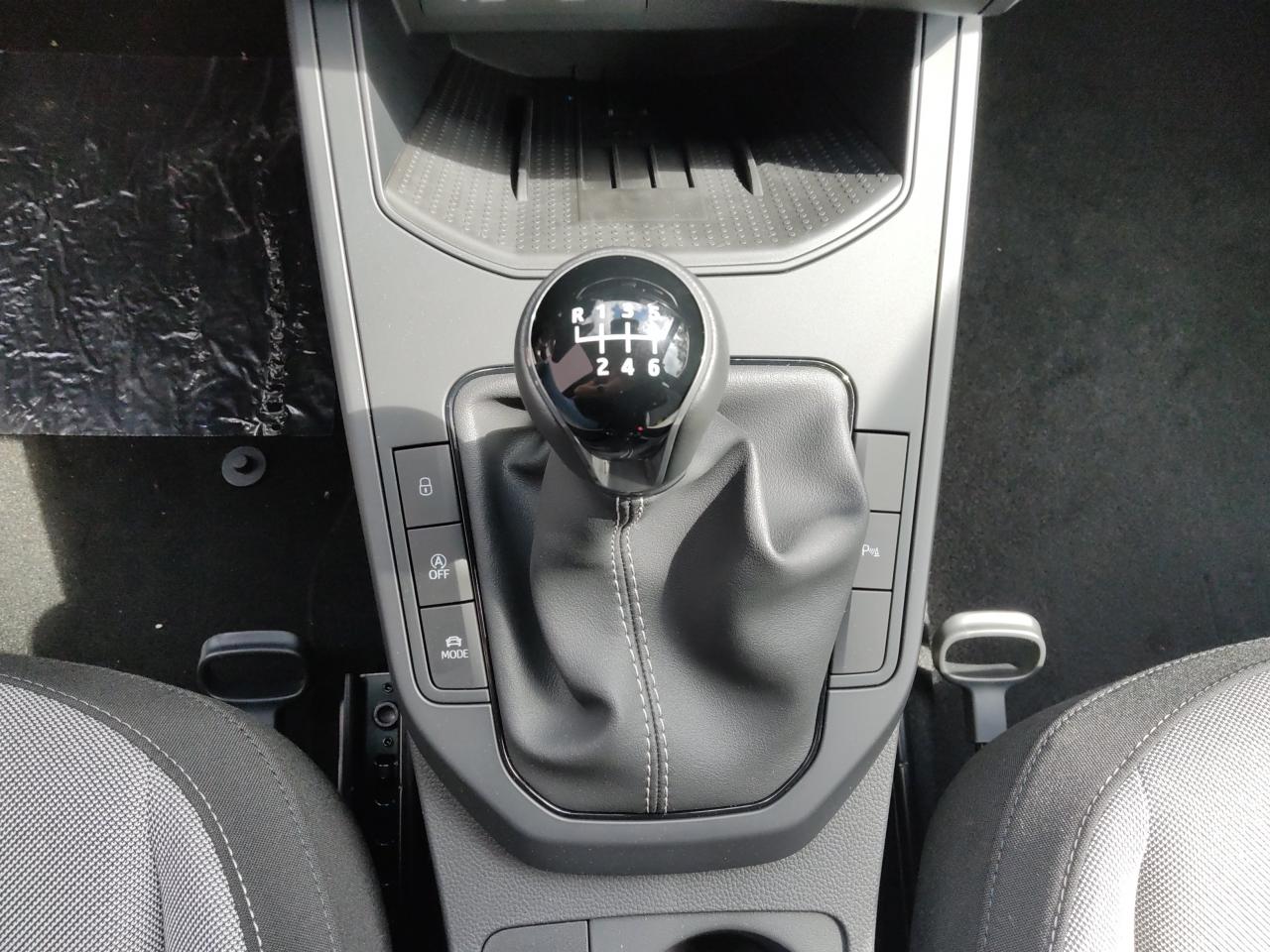 Seat IBIZA FR 1.0 TSI, CO2-Klasse: D, NAVI AHZV-VORBER. SITZHEIZ. EPH Bildbeschreibung: Seat IBIZA FR 1.0 TSI, CO2-Klasse: D, NAVI AHZV-VORBER. SITZHEIZ. EPH