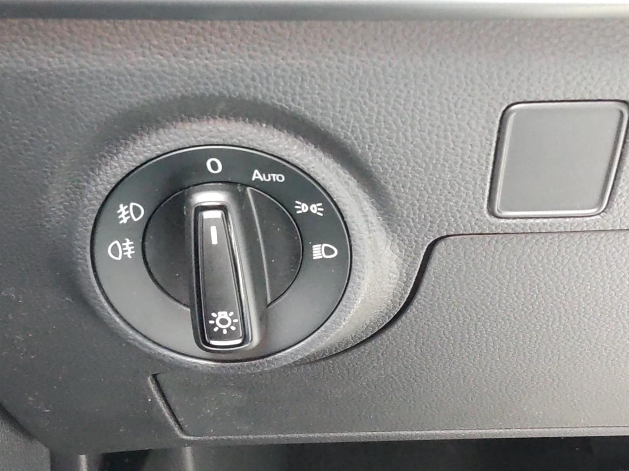 Seat ARONA FR 1.0 TSI, CO2-Klasse: D, NAVI SITZHEIZ. AHZV-VORBER. EPH Bildbeschreibung: Seat ARONA FR 1.0 TSI, CO2-Klasse: D, NAVI SITZHEIZ. AHZV-VORBER. EPH