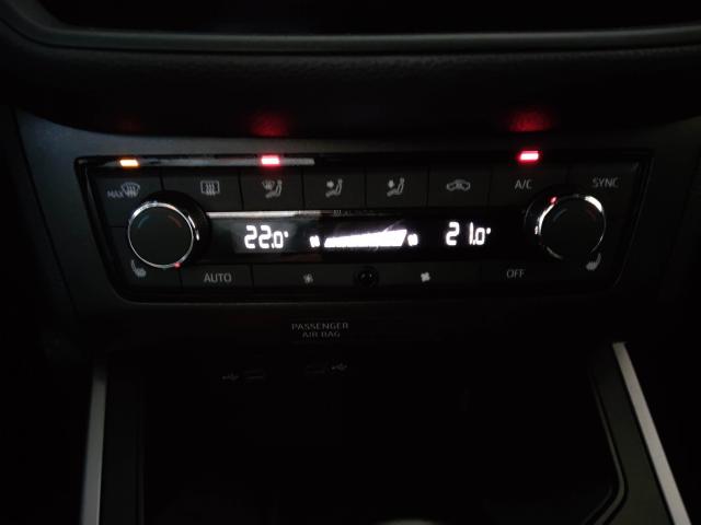 Seat ARONA FR 1.0 TSI WENIG KILOMETER NAVI SITZH. EPH Bildbeschreibung: Seat ARONA FR 1.0 TSI WENIG KILOMETER NAVI SITZH. EPH