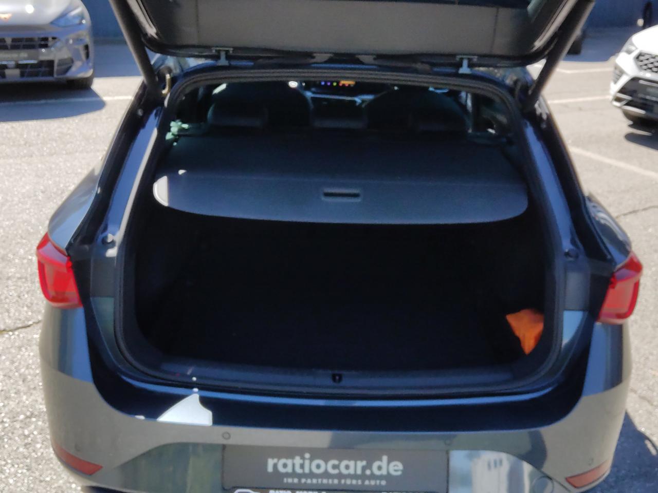Seat LEON ST 2.0 NAVI SHZ Bildbeschreibung: Seat LEON ST 2.0 NAVI SHZ