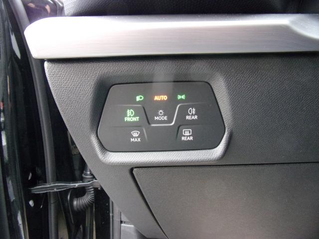 Seat LEON SPORTSTOURER FR 2.0 TDI DSG AHK NAVI KAMERA Bildbeschreibung: Seat LEON SPORTSTOURER FR 2.0 TDI DSG AHK NAVI KAMERA