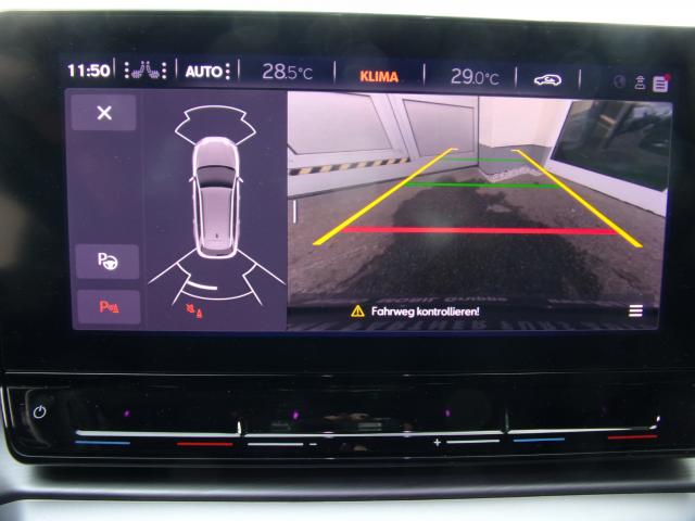 Seat LEON SPORTSTOURER FR 2.0 TDI DSG AHK NAVI KAMERA Bildbeschreibung: Seat LEON SPORTSTOURER FR 2.0 TDI DSG AHK NAVI KAMERA