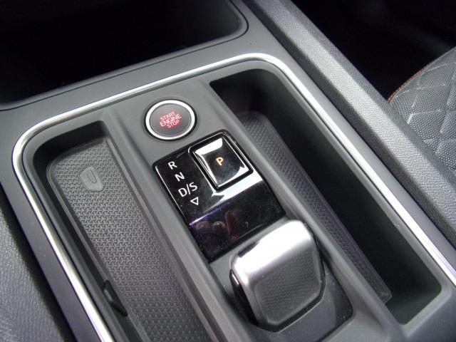 Seat LEON SPORTSTOURER FR 2.0 TDI DSG AHK NAVI KAMERA Bildbeschreibung: Seat LEON SPORTSTOURER FR 2.0 TDI DSG AHK NAVI KAMERA