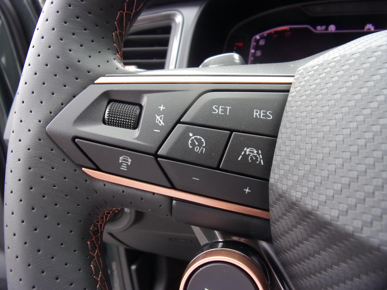 Cupra ATECA 2.0 AHK NAVI Bildbeschreibung: Cupra ATECA 2.0 AHK NAVI