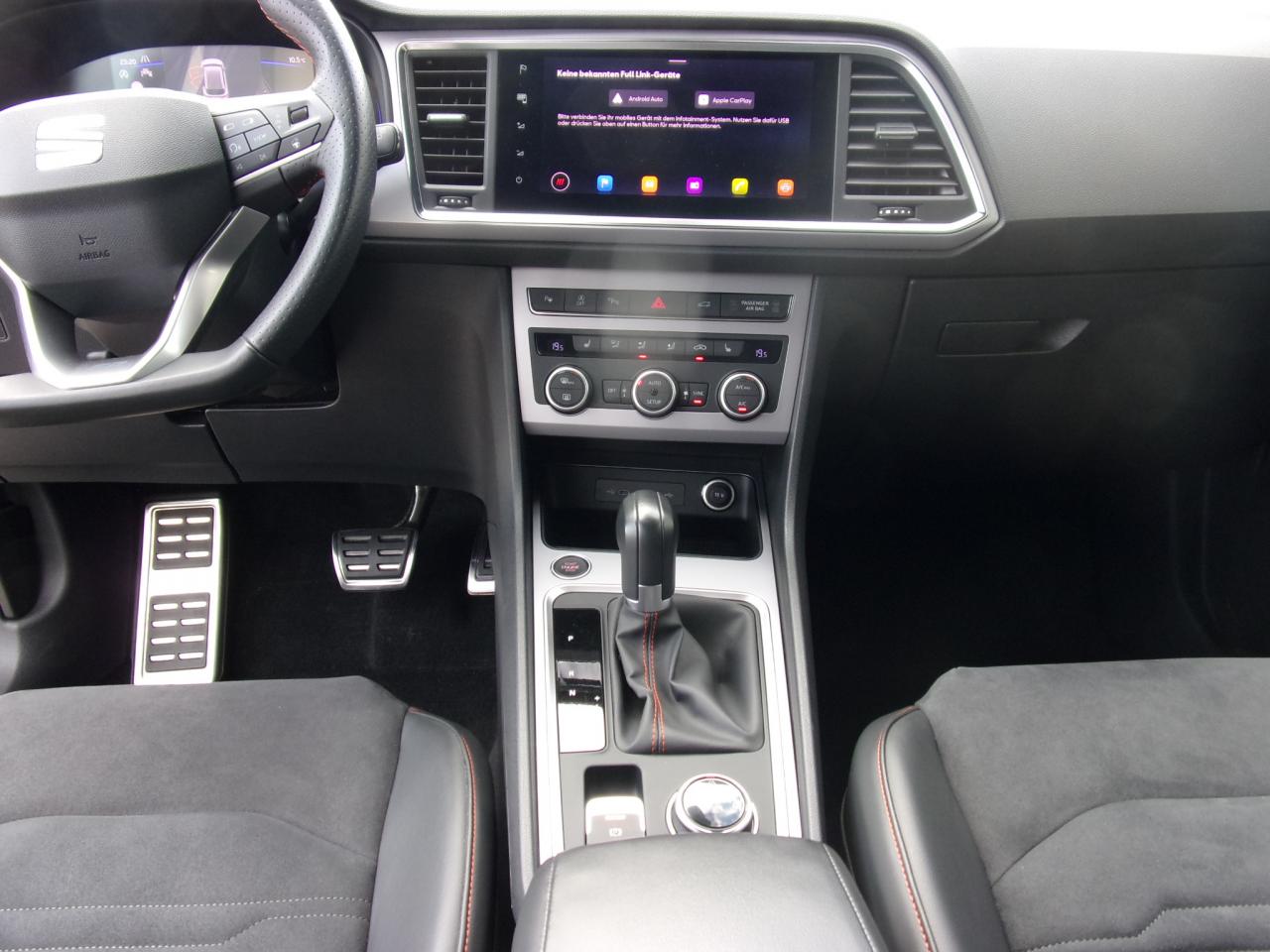 Seat ATECA FR 2.0 TDI DSG NAVI AHZV-VORBR. SITZHEIZ. Bildbeschreibung: Seat ATECA FR 2.0 TDI DSG NAVI AHZV-VORBR. SITZHEIZ.