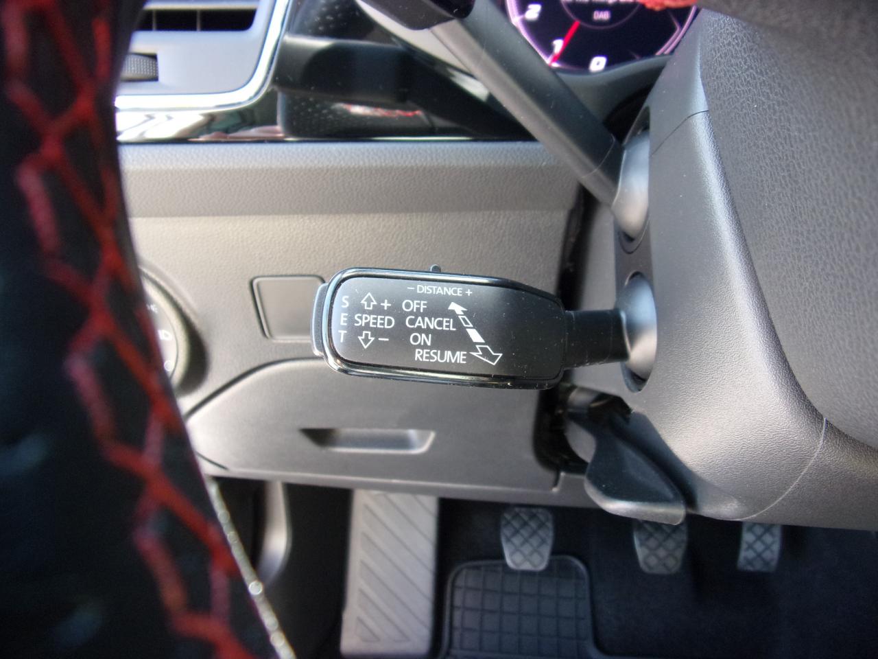 Seat LEON SPORTSTOURER FR 1.5 TSI ACT NAVI ACC Bildbeschreibung: Seat LEON SPORTSTOURER FR 1.5 TSI ACT NAVI ACC