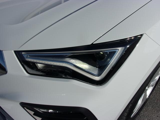 Seat ATECA XPERIENCE 1.5 TSI DSG BEHEIZB.FS NAVI Bildbeschreibung: Seat ATECA XPERIENCE 1.5 TSI DSG BEHEIZB.FS NAVI