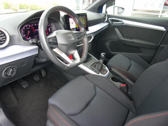 Seat ARONA FR 1.0 TSI NAVI AHK TEMPOMAT EINPARKH. SHZ Bildbeschreibung: Seat ARONA FR 1.0 TSI NAVI AHK TEMPOMAT EINPARKH. SHZ