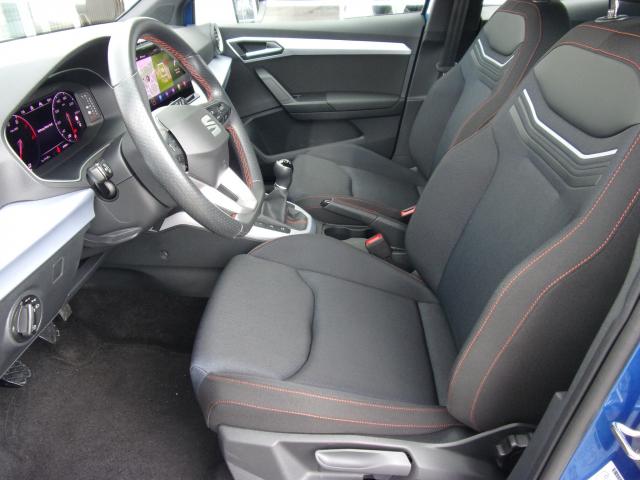Seat ARONA FR 1.0 TSI NAVI AHK TEMPOMAT EINPARKH. SHZ Bildbeschreibung: Seat ARONA FR 1.0 TSI NAVI AHK TEMPOMAT EINPARKH. SHZ