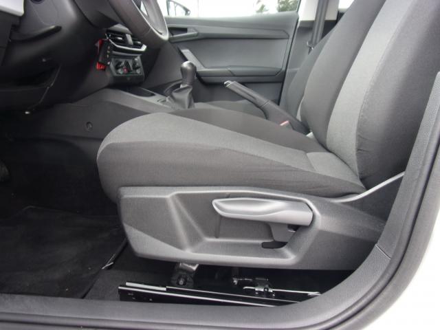 Seat IBIZA REFERENCE 1.0 MPI KLIMA FREISPR. USB DAB+ Bildbeschreibung: Seat IBIZA REFERENCE 1.0 MPI KLIMA FREISPR. USB DAB+