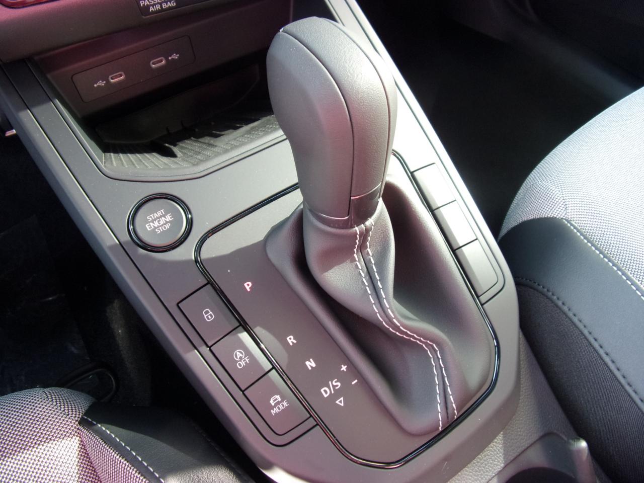 Seat ARONA 1.5 FR, CO2-Klasse: B, AHZV-VORBER. Bildbeschreibung: Seat ARONA 1.5 FR, CO2-Klasse: B, AHZV-VORBER.