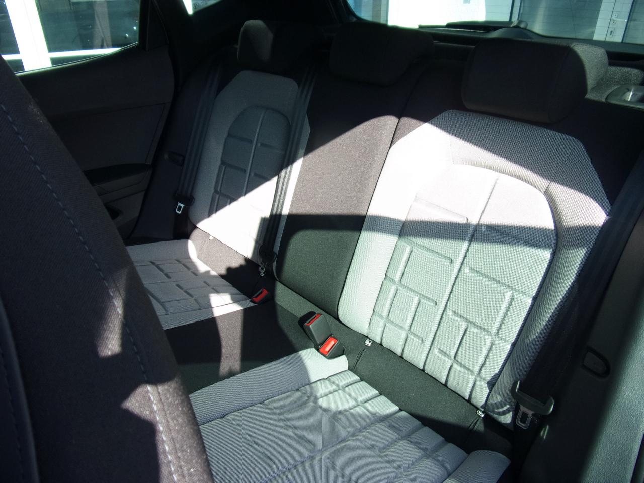 Seat ARONA 1.5 FR, CO2-Klasse: B, AHZV-VORBER. Bildbeschreibung: Seat ARONA 1.5 FR, CO2-Klasse: B, AHZV-VORBER.