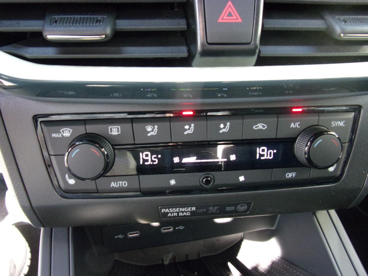 Seat IBIZA STYLE 1.0 TSI, CO2-Klasse: D, NAVI SITZHEIZ. EINPARKH. Bildbeschreibung: Seat IBIZA STYLE 1.0 TSI, CO2-Klasse: D, NAVI SITZHEIZ. EINPARKH.