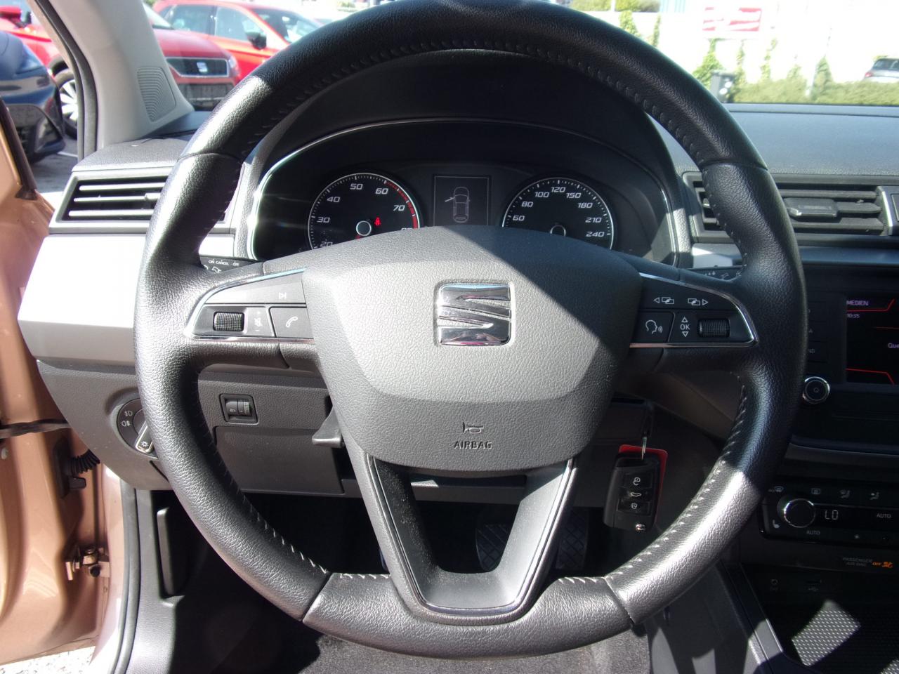 Seat IBIZA 1.0 TSI STYLE SCHECKHEFTGEPFLEGT SITZHEIZ. Bildbeschreibung: Seat IBIZA 1.0 TSI STYLE SCHECKHEFTGEPFLEGT SITZHEIZ.