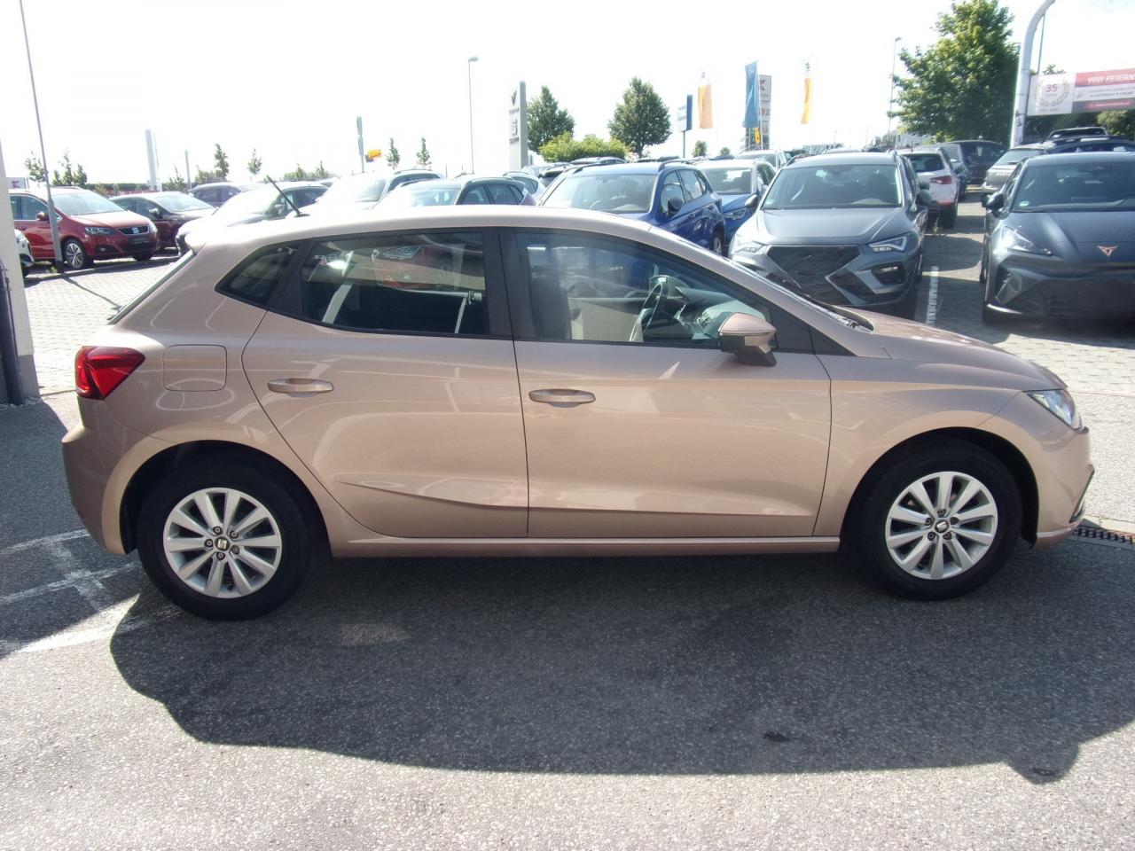 Seat IBIZA 1.0 TSI STYLE SCHECKHEFTGEPFLEGT SITZHEIZ. Bildbeschreibung: Seat IBIZA 1.0 TSI STYLE SCHECKHEFTGEPFLEGT SITZHEIZ.