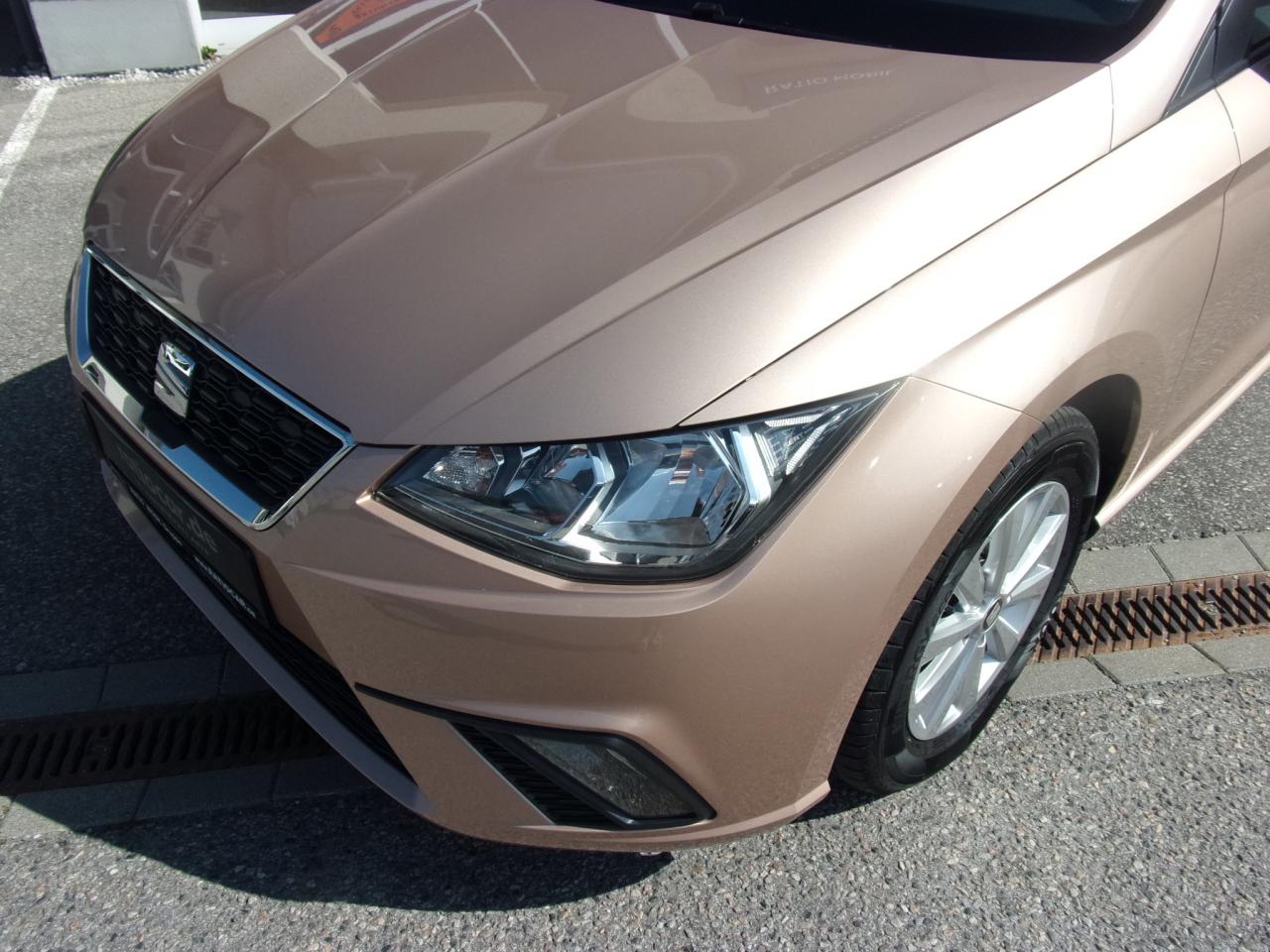 Seat IBIZA 1.0 TSI STYLE SCHECKHEFTGEPFLEGT SITZHEIZ. Bildbeschreibung: Seat IBIZA 1.0 TSI STYLE SCHECKHEFTGEPFLEGT SITZHEIZ.