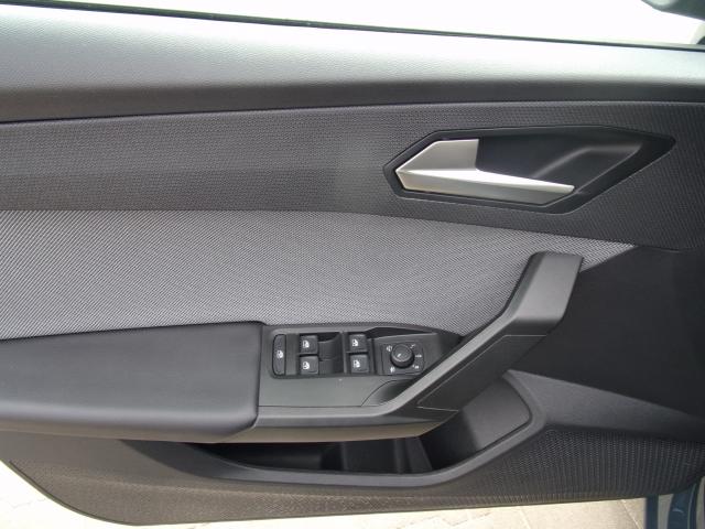 Seat LEON SPORTSTOURER ROAD EDITION 1.5 TSI NAVI EPH Bildbeschreibung: Seat LEON SPORTSTOURER ROAD EDITION 1.5 TSI NAVI EPH