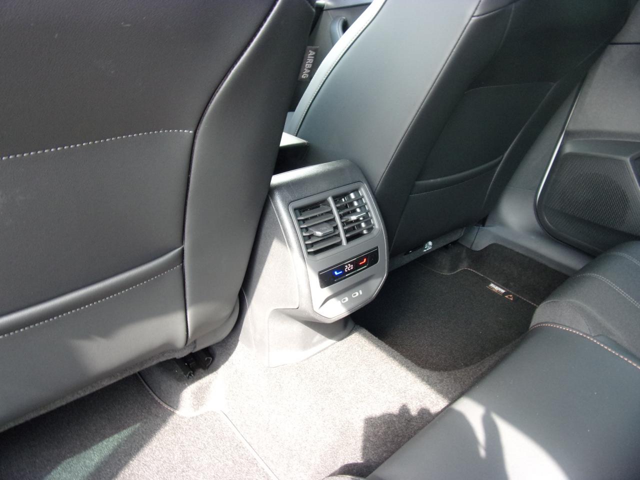 Cupra LEON SPORTSTOURER 1.5 ETSI DSG, CO2-Klasse: D, NAVI AHZV SITZH. Bildbeschreibung: Cupra LEON SPORTSTOURER 1.5 ETSI DSG, CO2-Klasse: D, NAVI AHZV SITZH.