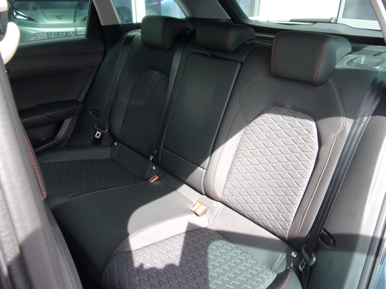 Seat LEON ST 1.5 FR PLUS STANDH. Bildbeschreibung: Seat LEON ST 1.5 FR PLUS STANDH.
