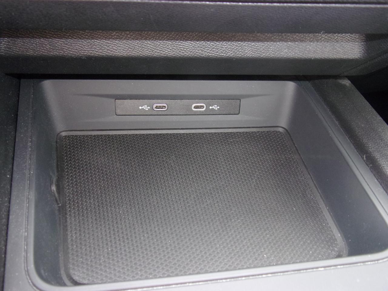 Seat LEON ST 1.5 FR PLUS STANDH. Bildbeschreibung: Seat LEON ST 1.5 FR PLUS STANDH.