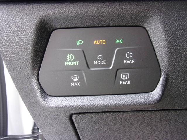 Cupra LEON SPORTSTOURER 2.0 TSI DSG AUTOMATIK DAB+ USB NAVI Bildbeschreibung: Cupra LEON SPORTSTOURER 2.0 TSI DSG AUTOMATIK DAB+ USB NAVI