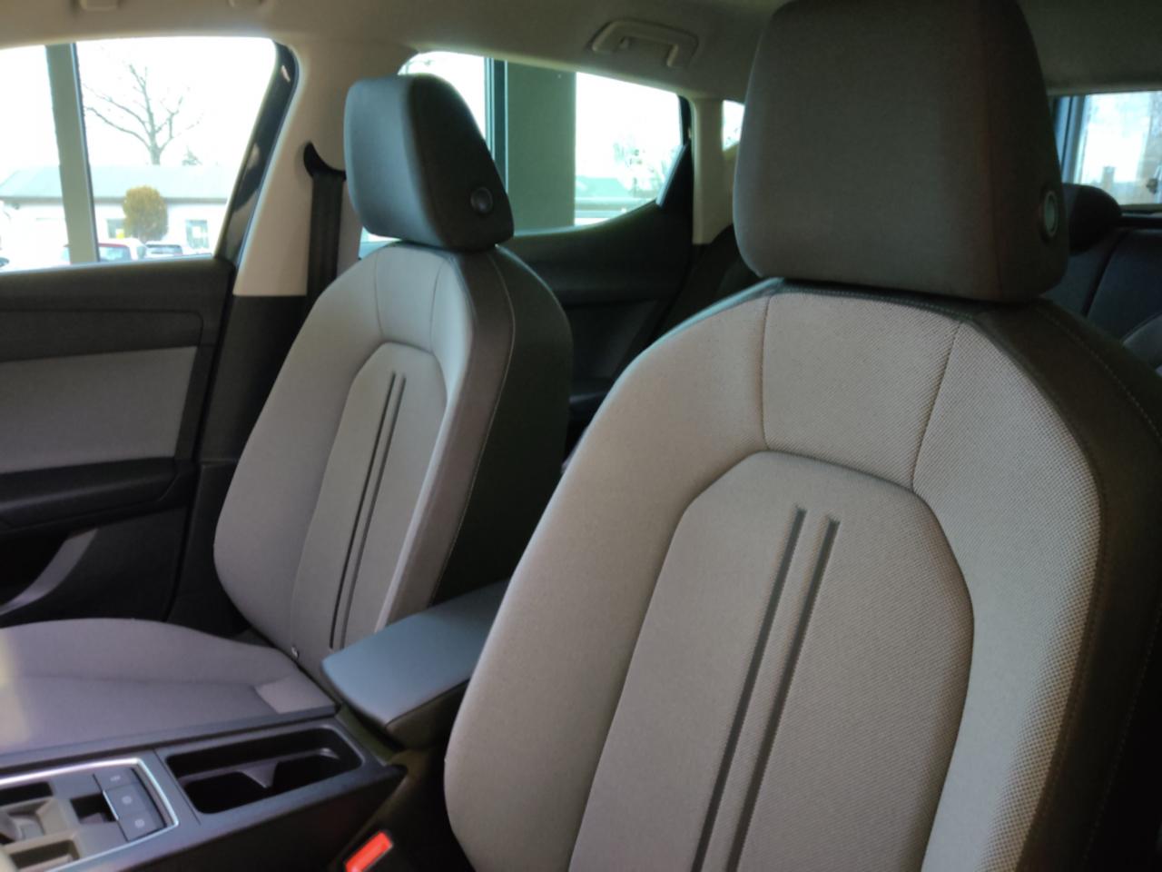 Seat LEON STYLE EDITION 1.5 ETSI DSG NAVI SITZH. EPH Bildbeschreibung: Seat LEON STYLE EDITION 1.5 ETSI DSG NAVI SITZH. EPH