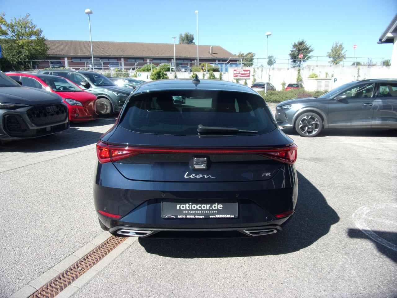 Seat LEON FR 2.0 TSI DSG STANDHEIZ. DAB+ PARKLENKASS. Bildbeschreibung: Seat LEON FR 2.0 TSI DSG STANDHEIZ. DAB+ PARKLENKASS.