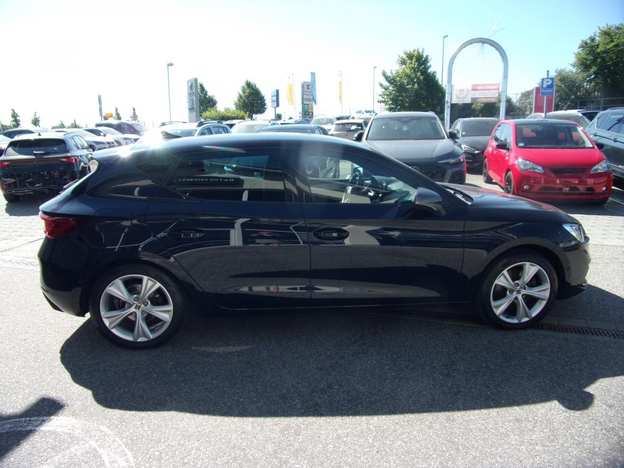 Seat LEON FR 2.0 TSI DSG STANDHEIZ. DAB+ PARKLENKASS. Bildbeschreibung: Seat LEON FR 2.0 TSI DSG STANDHEIZ. DAB+ PARKLENKASS.