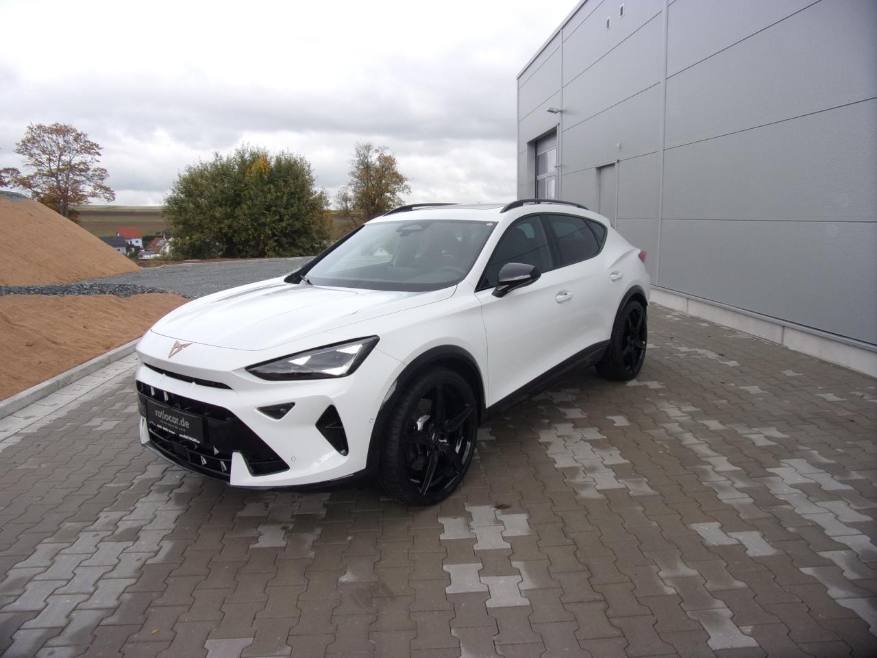 Cupra FORMENTO 2.0 , CO2-Klasse: B, AHZV PANORAMAD. Bildbeschreibung: Cupra FORMENTO 2.0 , CO2-Klasse: B, AHZV PANORAMAD.