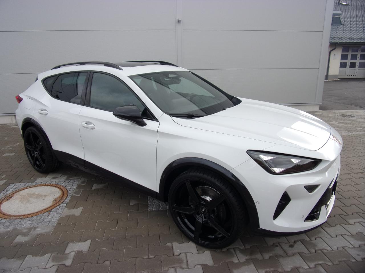 Cupra FORMENTO 2.0 , CO2-Klasse: B, AHZV PANORAMAD. Bildbeschreibung: Cupra FORMENTO 2.0 , CO2-Klasse: B, AHZV PANORAMAD.